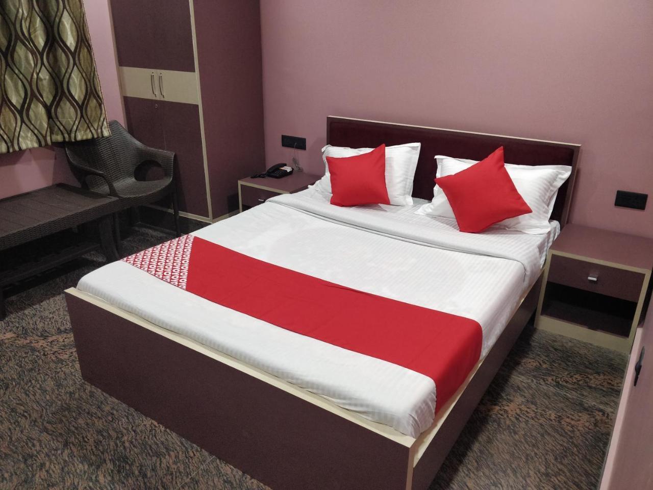 Oyo 16871 Anant Home Stay Shillong Extérieur photo