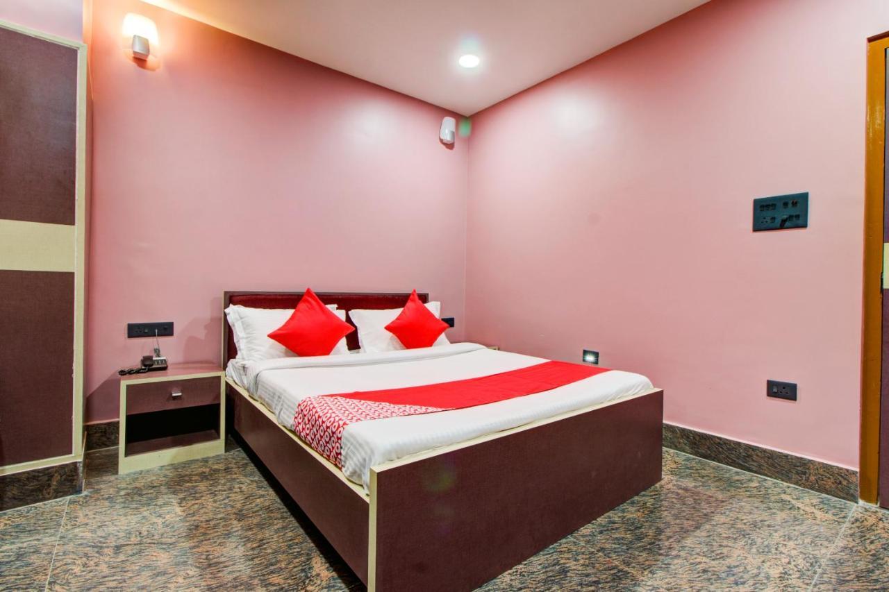 Oyo 16871 Anant Home Stay Shillong Extérieur photo