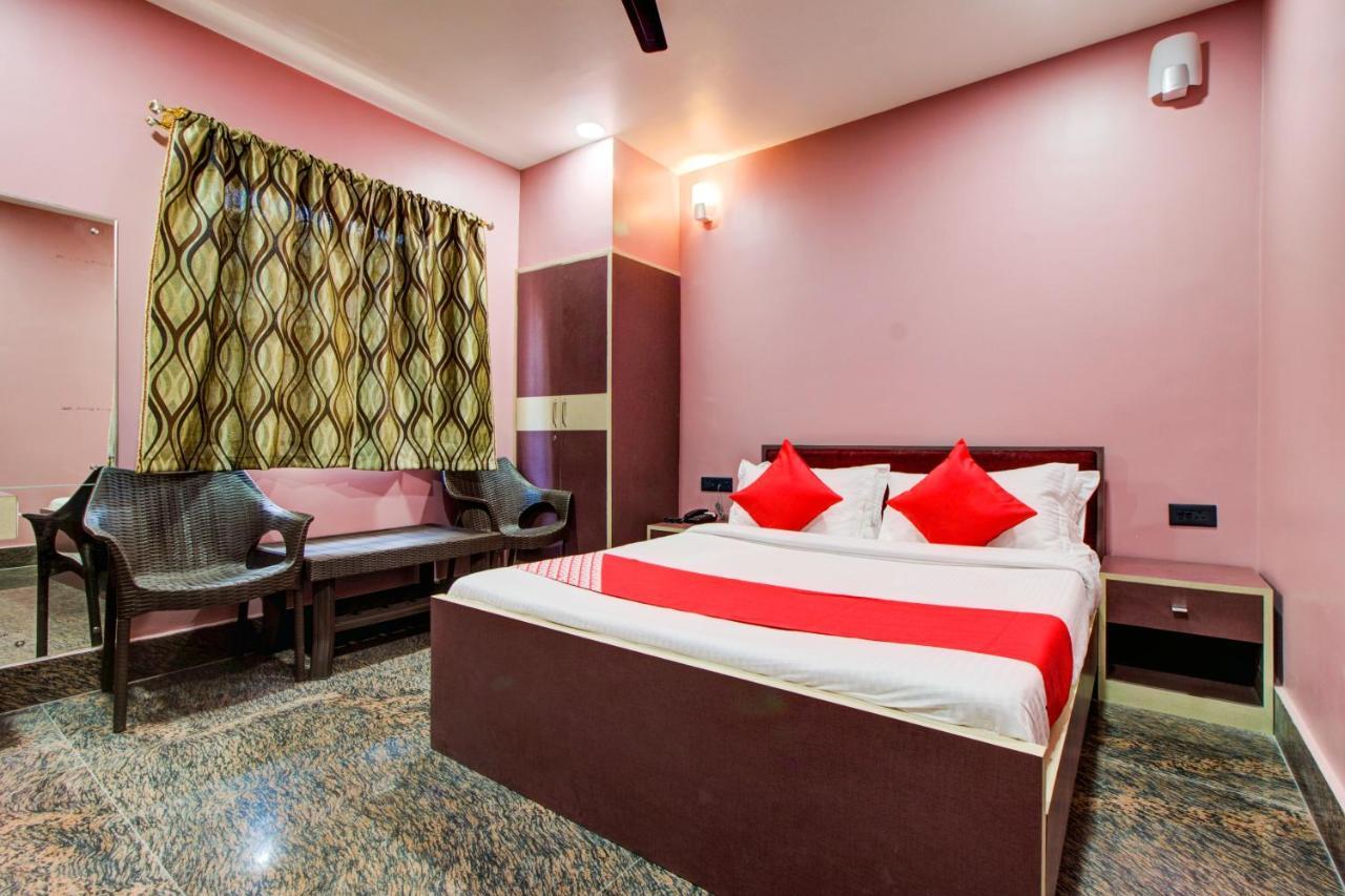 Oyo 16871 Anant Home Stay Shillong Extérieur photo