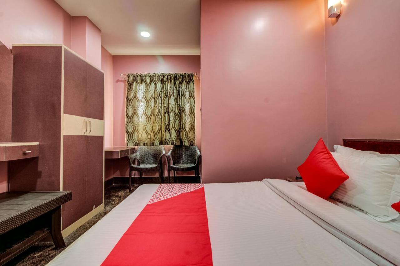 Oyo 16871 Anant Home Stay Shillong Extérieur photo