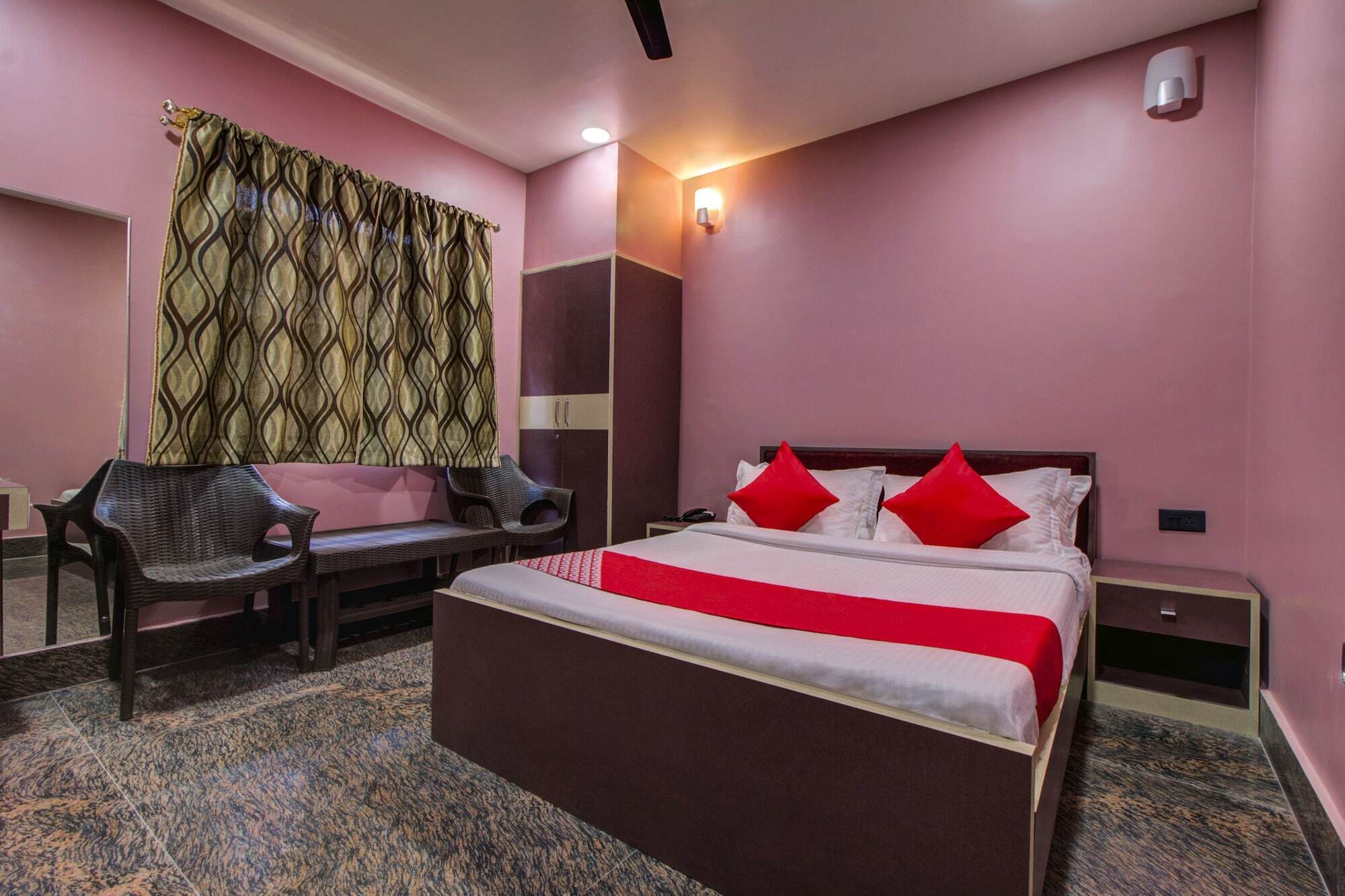 Oyo 16871 Anant Home Stay Shillong Extérieur photo